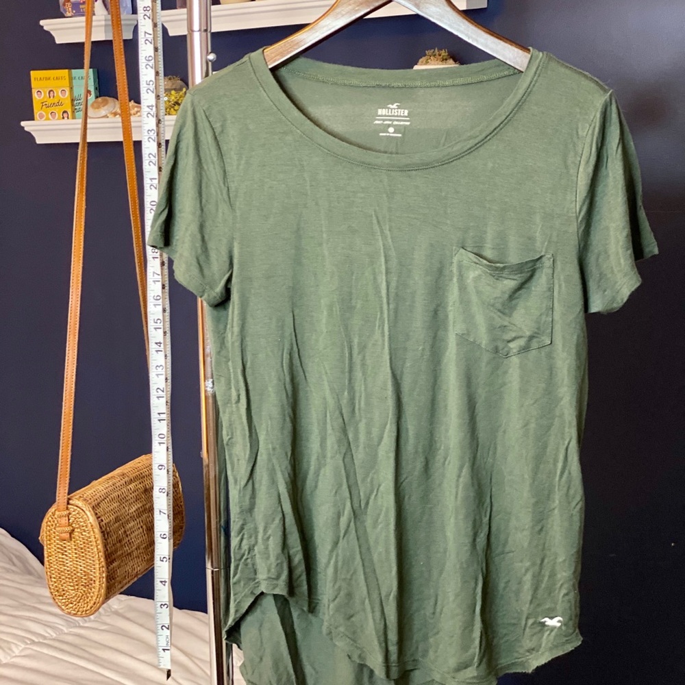✰ Hollister Tee ✰